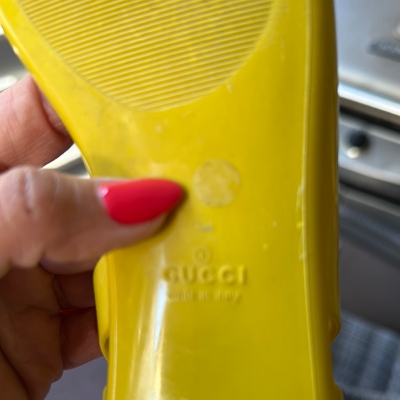 Gucci
Interlocking G Logo Rubber D'Orsay Flats Size 36/ US 6 - Picture 7 of 8